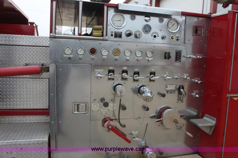image for item E8439 1979 Seagrave pumper firetruck