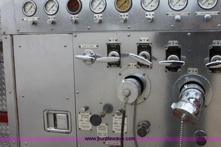 image for item E8439 1979 Seagrave pumper firetruck