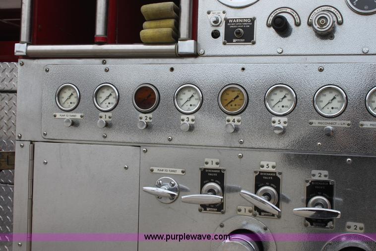image for item E8439 1979 Seagrave pumper firetruck