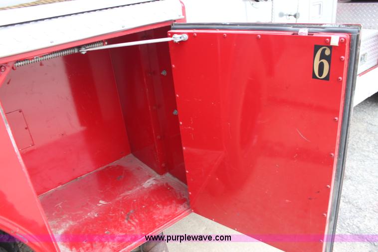 image for item E8439 1979 Seagrave pumper firetruck