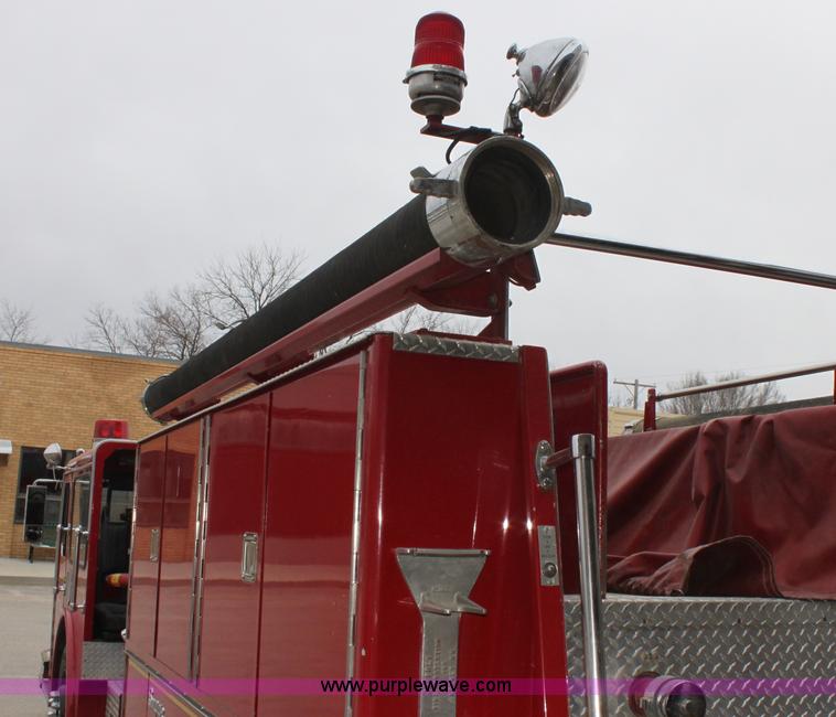 image for item E8439 1979 Seagrave pumper firetruck