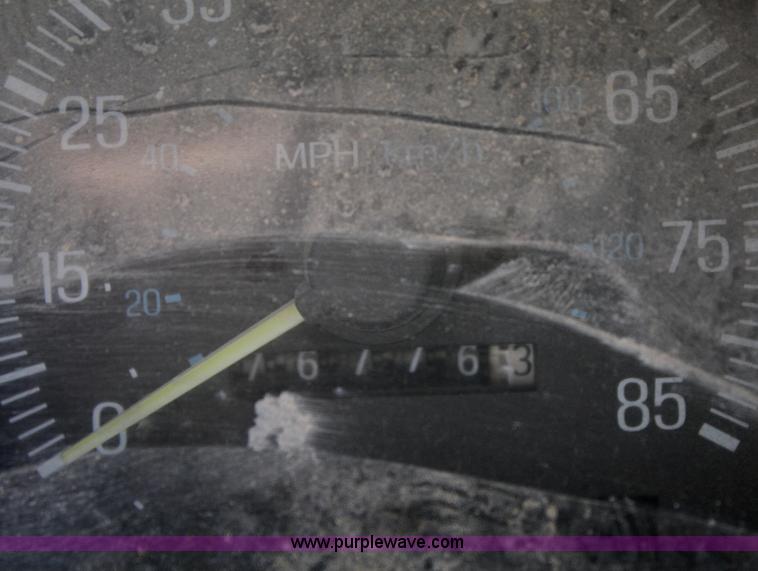 image for item F2882 1991 Ford F350 XLT Crew Cab utility truck