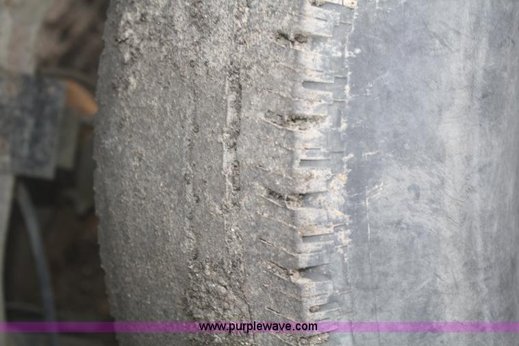 image for item F2920 2003 Ford F250 SuperCab pickup truck