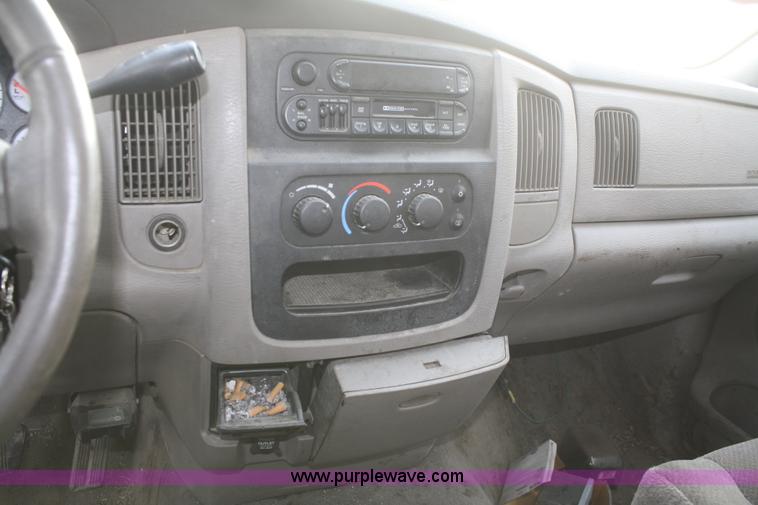 image for item F2927 2002 Dodge Ram 1500 ST Quad Cab pickup truck