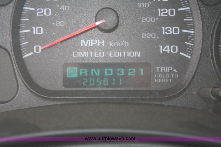 image for item F2979 2002 Chevrolet Monte Carlo SS