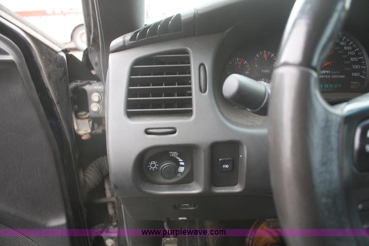 image for item F2979 2002 Chevrolet Monte Carlo SS