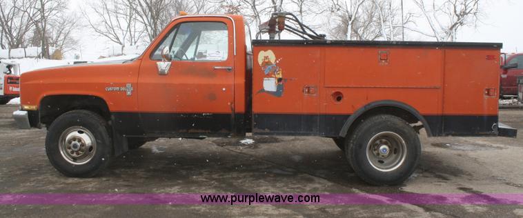 image for item F2981 1988 Chevrolet Custom Deluxe 30 utility truck