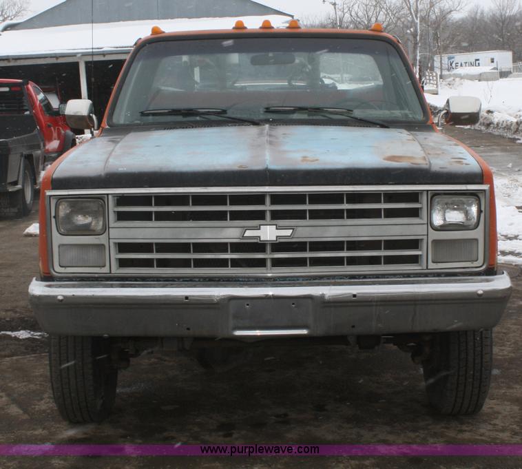 image for item F2981 1988 Chevrolet Custom Deluxe 30 utility truck