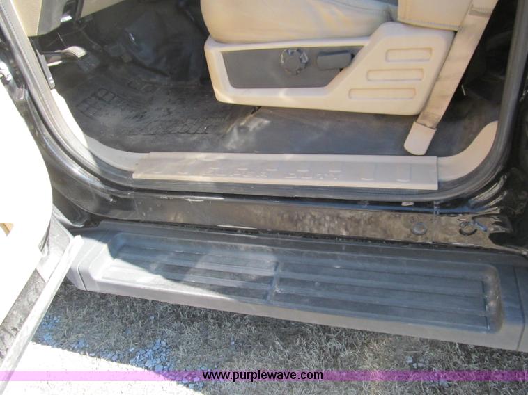 image for item F3130 2008 Ford F350 Super Duty flatbed pickup truck