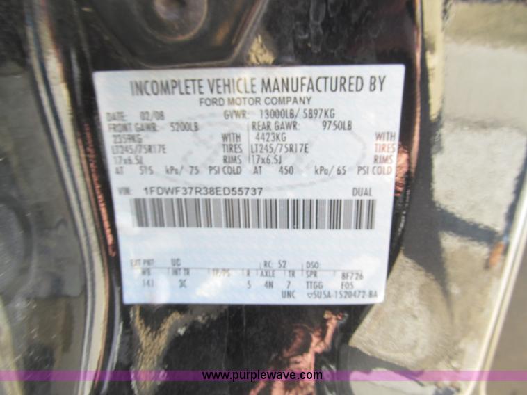 image for item F3130 2008 Ford F350 Super Duty flatbed pickup truck