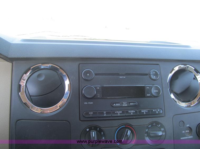 image for item F3130 2008 Ford F350 Super Duty flatbed pickup truck