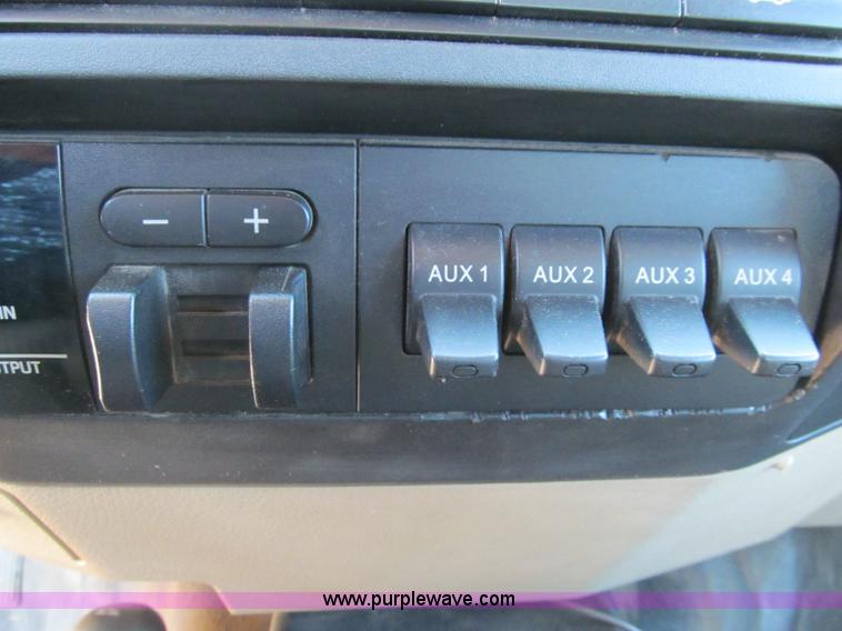 image for item F3130 2008 Ford F350 Super Duty flatbed pickup truck