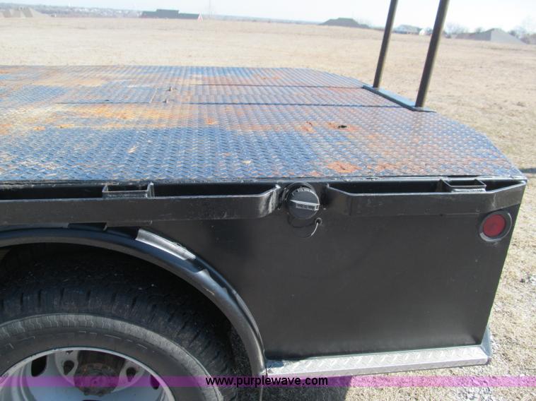 image for item F3130 2008 Ford F350 Super Duty flatbed pickup truck