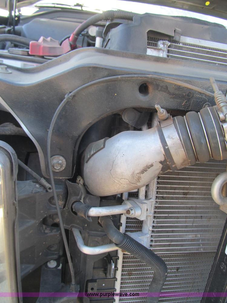 image for item F3130 2008 Ford F350 Super Duty flatbed pickup truck