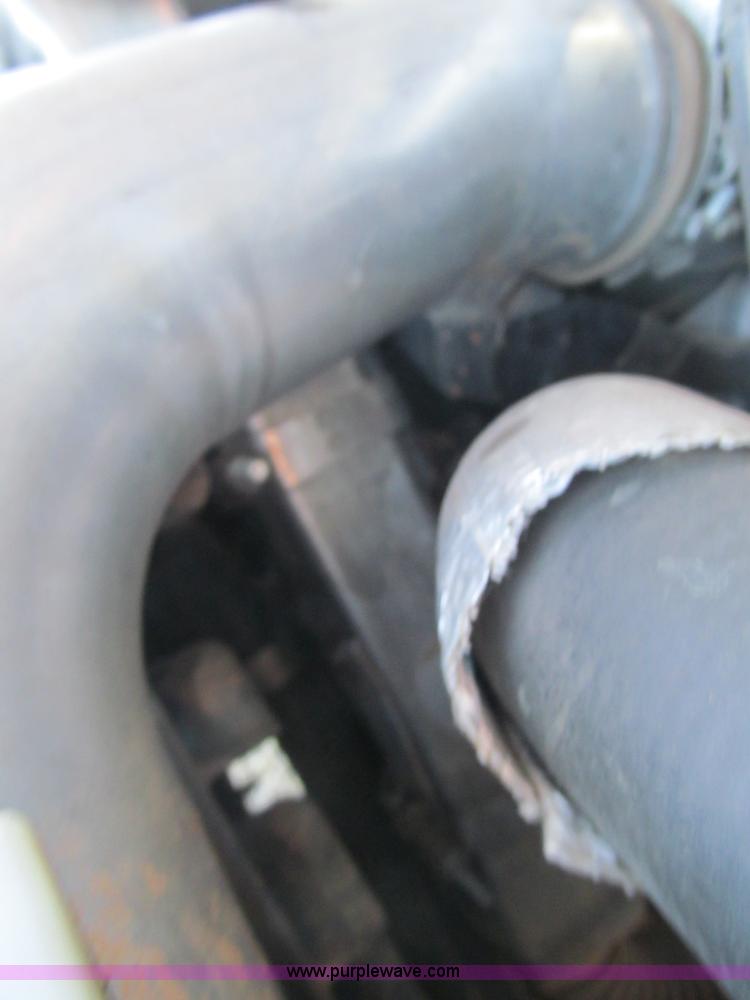 image for item F3130 2008 Ford F350 Super Duty flatbed pickup truck