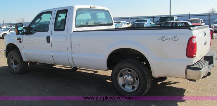 image for item F3143 2008 Ford F250 XLT Super Duty SuperCab pickup truck