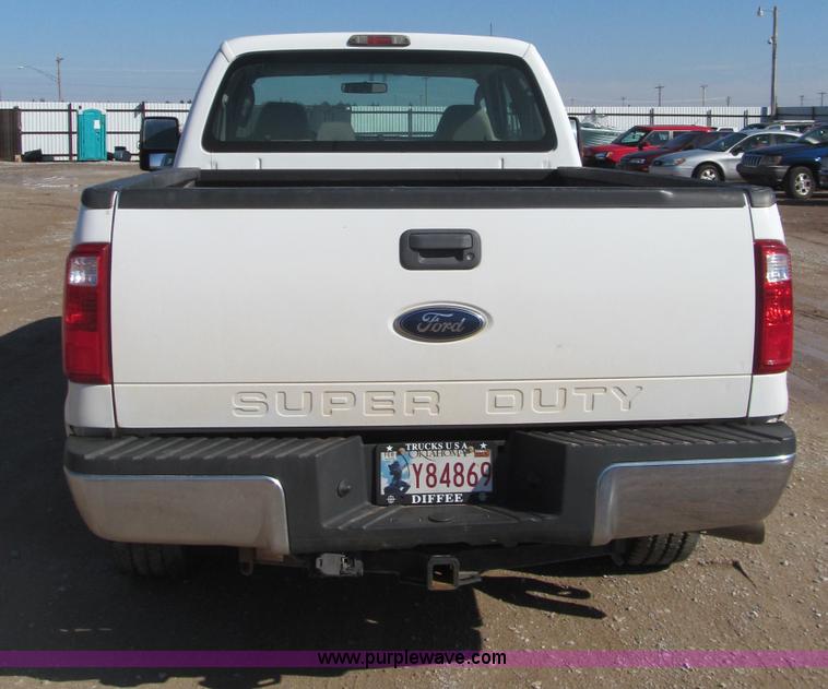 image for item F3143 2008 Ford F250 XLT Super Duty SuperCab pickup truck