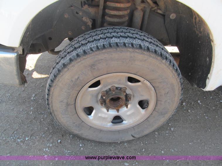 image for item F3143 2008 Ford F250 XLT Super Duty SuperCab pickup truck