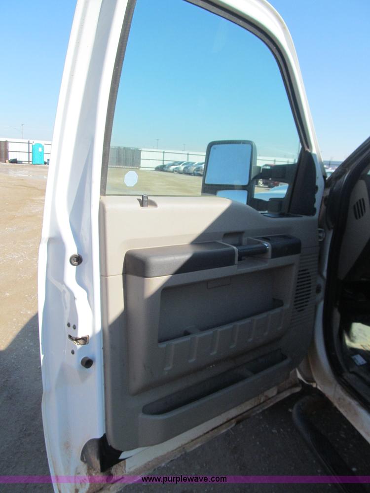 image for item F3143 2008 Ford F250 XLT Super Duty SuperCab pickup truck