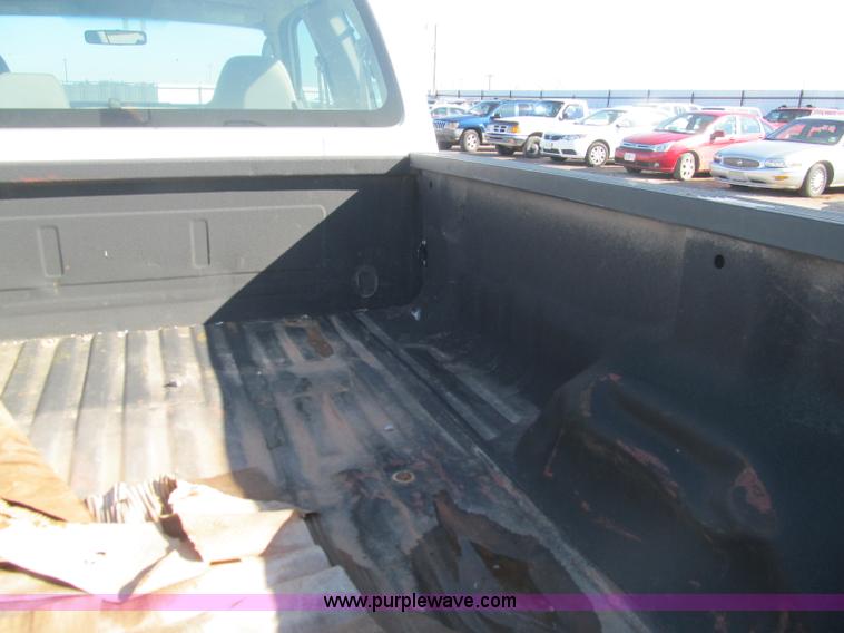 image for item F3143 2008 Ford F250 XLT Super Duty SuperCab pickup truck