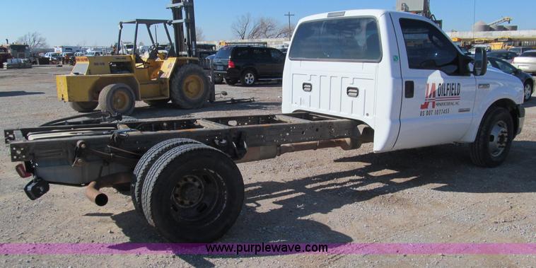 image for item F3144 2007 Ford F350 XL Super Duty pickup truck