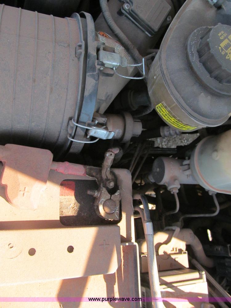 image for item F3144 2007 Ford F350 XL Super Duty pickup truck