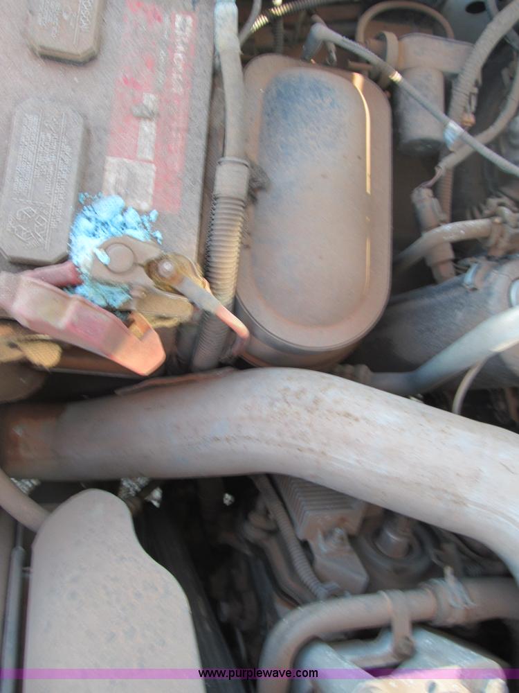 image for item F3144 2007 Ford F350 XL Super Duty pickup truck