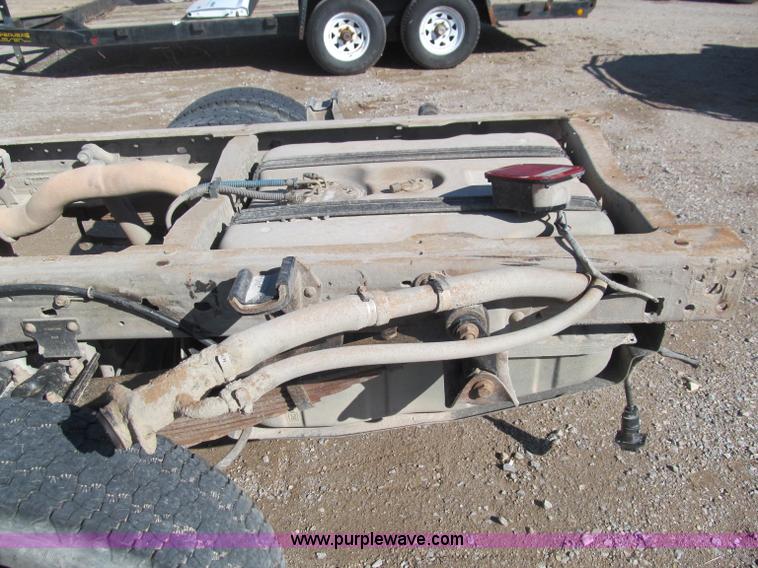 image for item F3145 2004 Ford F350 XL Super Duty SuperCab pickup truck
