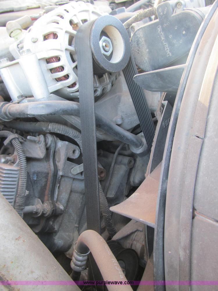 image for item F3145 2004 Ford F350 XL Super Duty SuperCab pickup truck