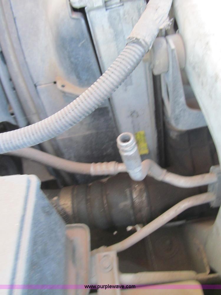 image for item F3146 2006 Ford F250 Super Duty XL SuperCab pickup truck