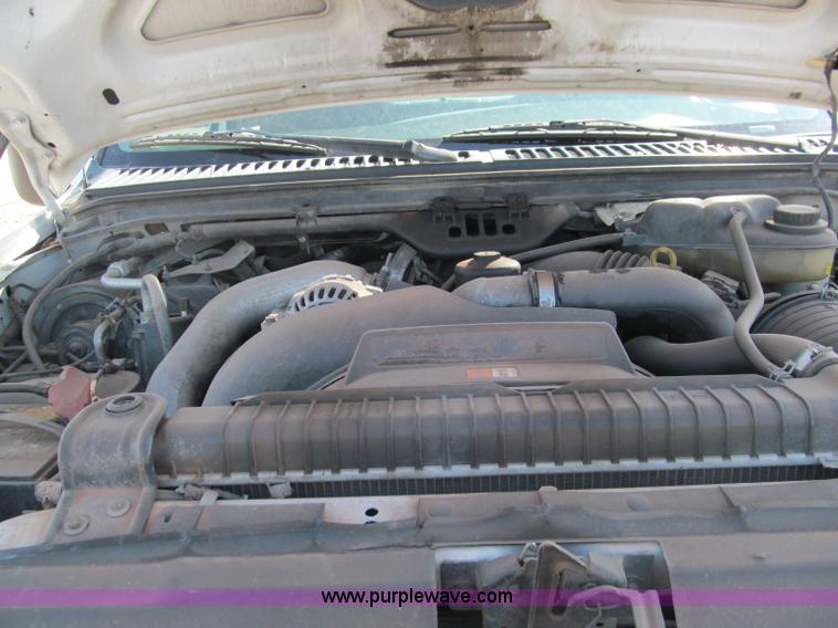 image for item F3146 2006 Ford F250 Super Duty XL SuperCab pickup truck