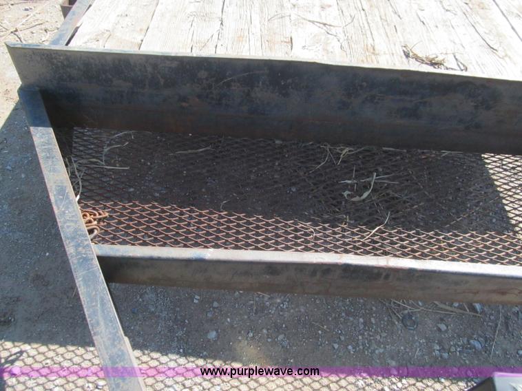 image for item F3147 1998 Pequea 106sst 18' skid steer black trailer