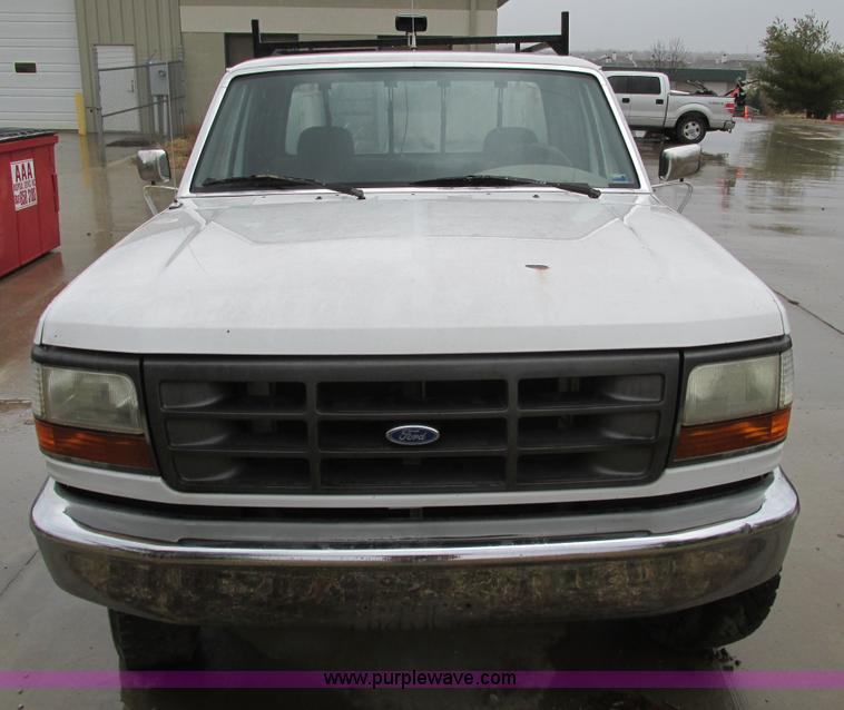 image for item F4397 1995 Ford F250 Super Duty XL SuperCab pickup truck