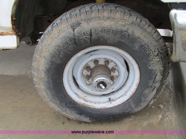 image for item F4397 1995 Ford F250 Super Duty XL SuperCab pickup truck