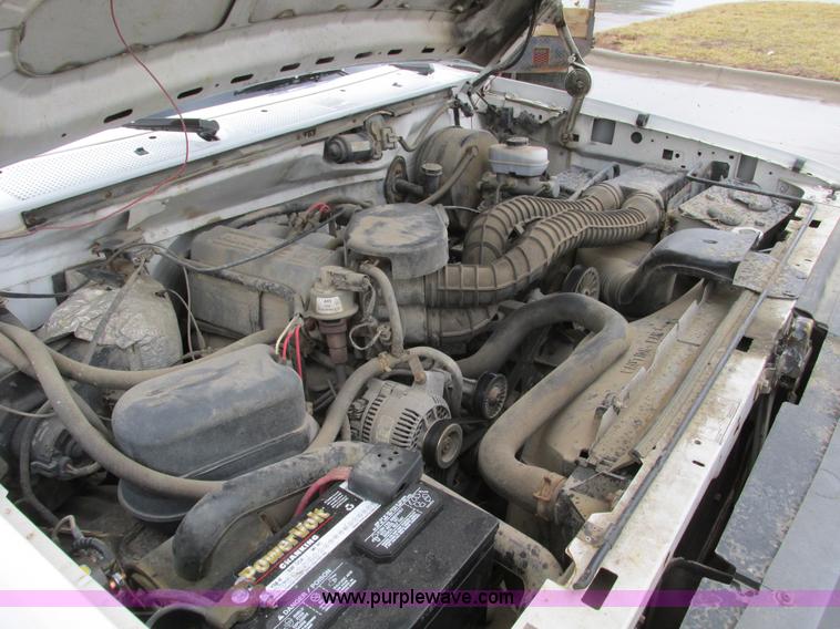 image for item F4397 1995 Ford F250 Super Duty XL SuperCab pickup truck