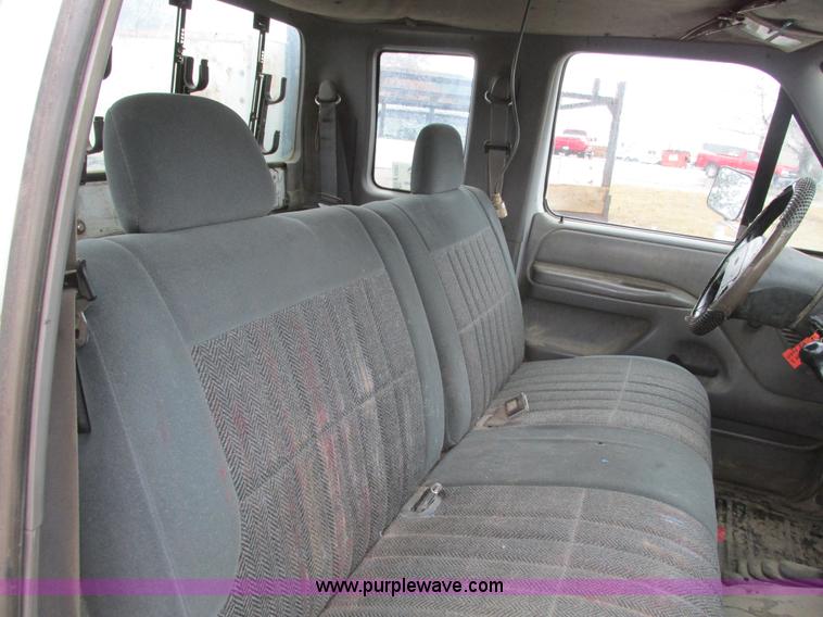 image for item F4397 1995 Ford F250 Super Duty XL SuperCab pickup truck