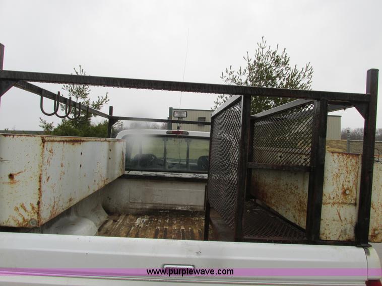 image for item F4397 1995 Ford F250 Super Duty XL SuperCab pickup truck