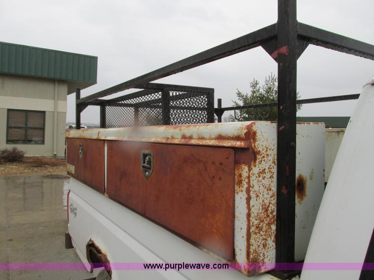 image for item F4397 1995 Ford F250 Super Duty XL SuperCab pickup truck