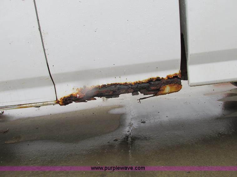 image for item F4397 1995 Ford F250 Super Duty XL SuperCab pickup truck