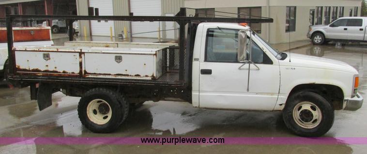 image for item F4399 1990 Chevrolet 3500 flatbed pickup truck