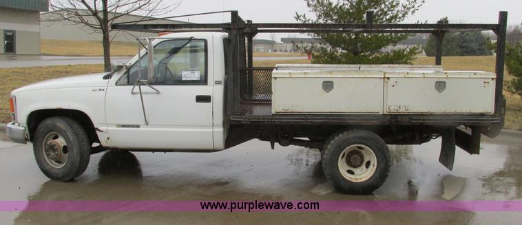 image for item F4399 1990 Chevrolet 3500 flatbed pickup truck