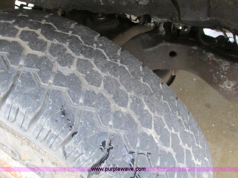 image for item F4399 1990 Chevrolet 3500 flatbed pickup truck