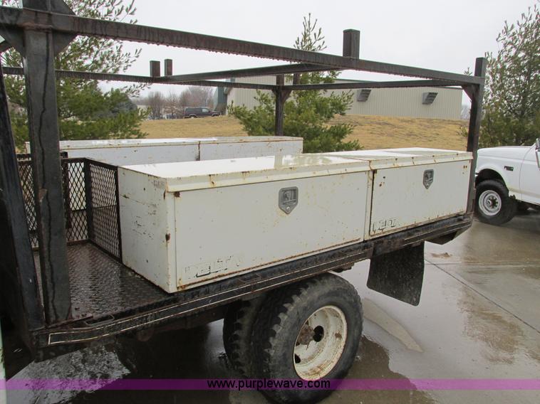 image for item F4399 1990 Chevrolet 3500 flatbed pickup truck