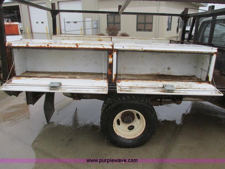 image for item F4399 1990 Chevrolet 3500 flatbed pickup truck