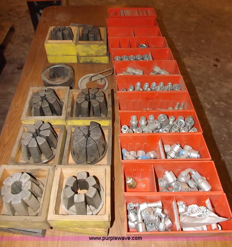 image for item F6433 Gates hydraulic hose crimp machine