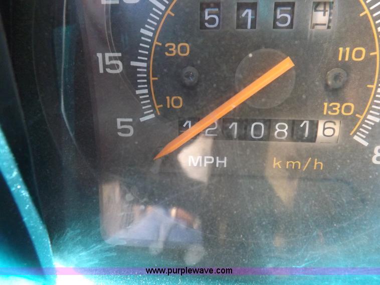 image for item F6440 1996 Chevrolet Sport Van G30 Extended van