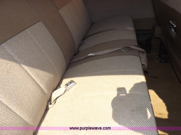 image for item F6440 1996 Chevrolet Sport Van G30 Extended van