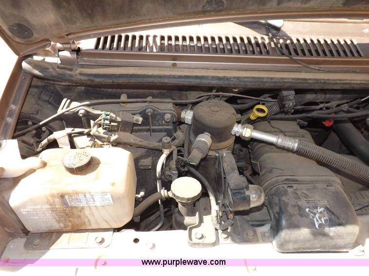 image for item F6440 1996 Chevrolet Sport Van G30 Extended van