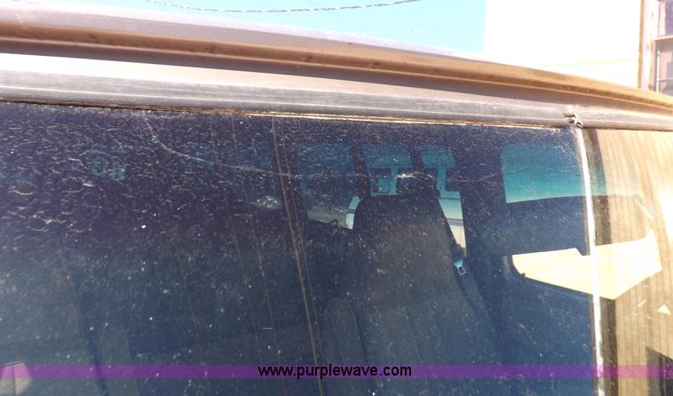 image for item F6440 1996 Chevrolet Sport Van G30 Extended van