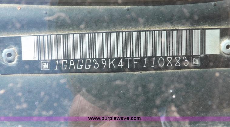 image for item F6440 1996 Chevrolet Sport Van G30 Extended van